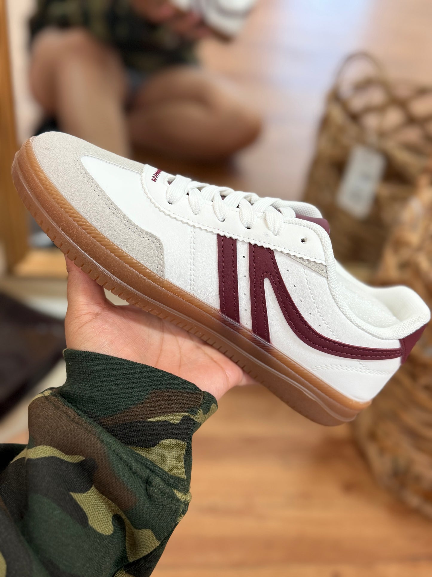 Outwoods Sneaker - Maroon