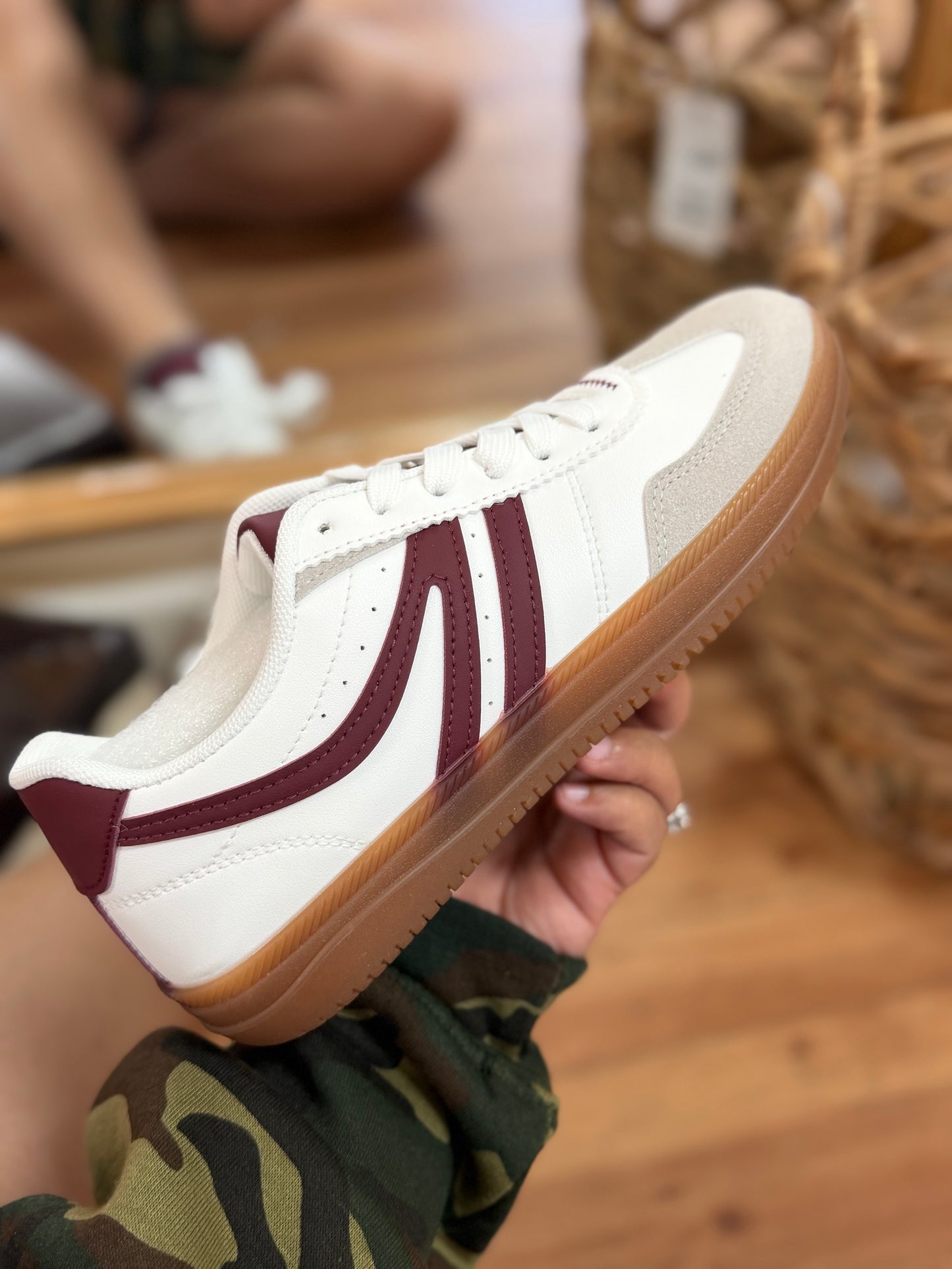 Outwoods Sneaker - Maroon
