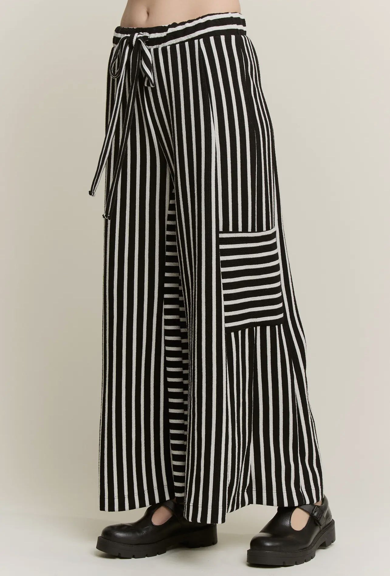 Check On It - Black and White Pant