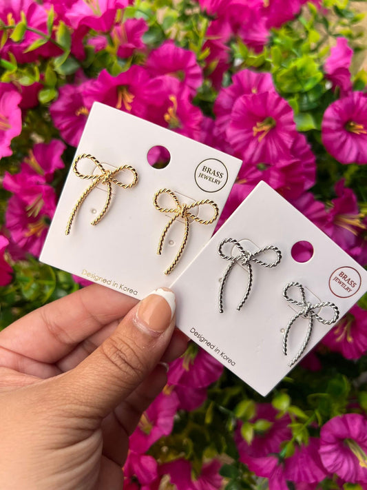 Rope Bow Studs